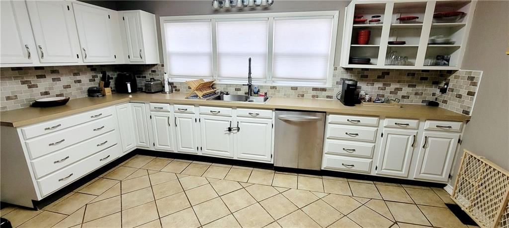508 N Walnut Street — photo 13