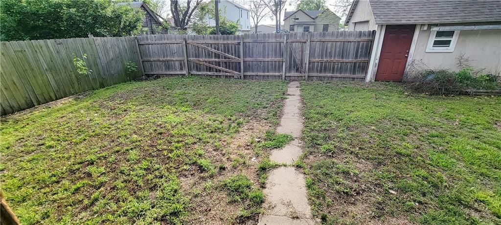 508 N Walnut Street — photo 27