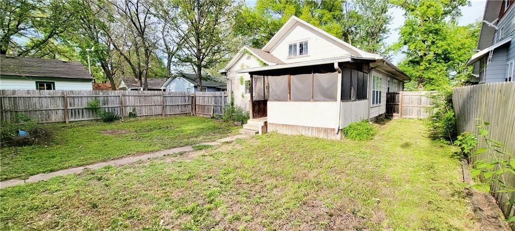 508 N Walnut Street — photo 29