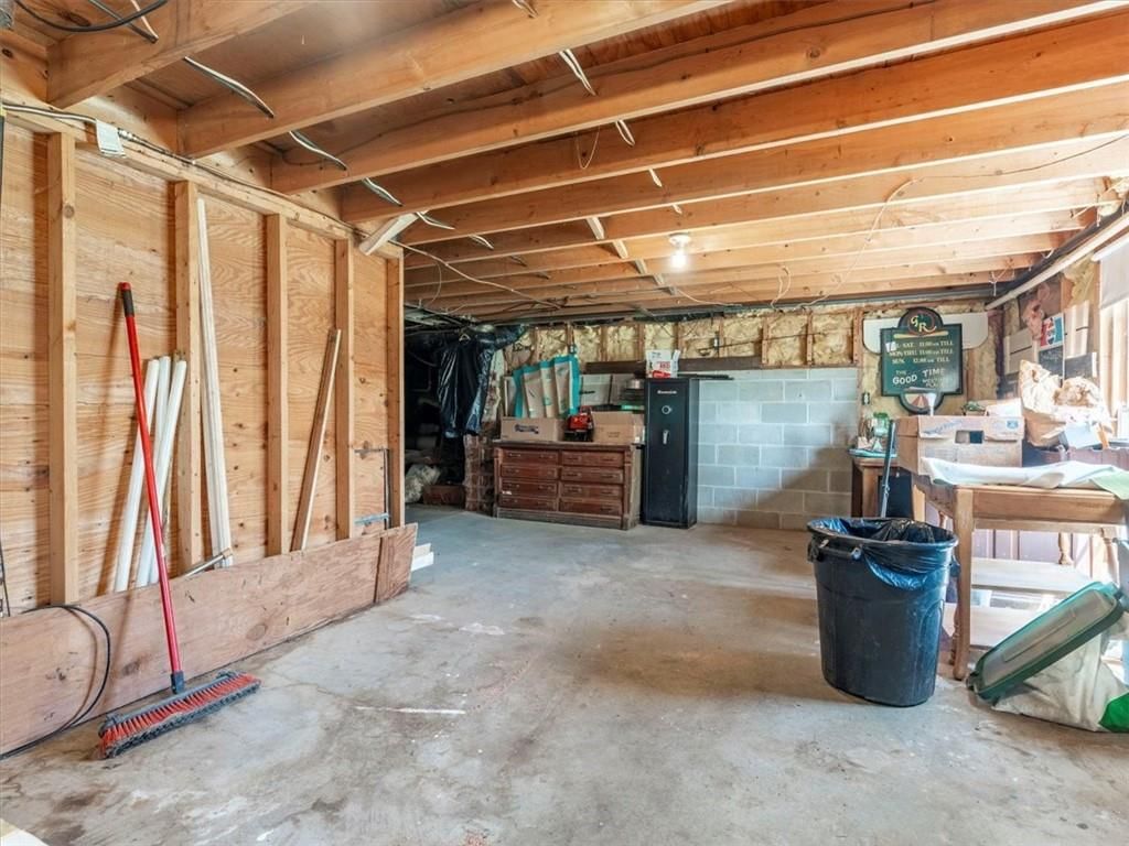 1002 E Cliff Street — photo 15