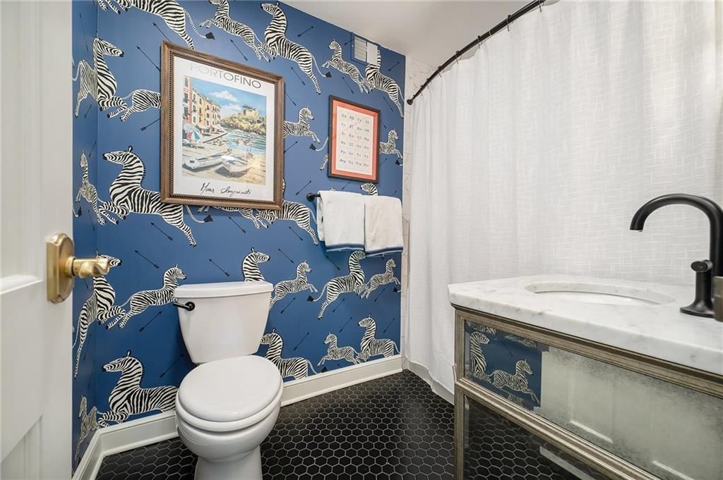 1250 W 63rd Terrace — photo 35