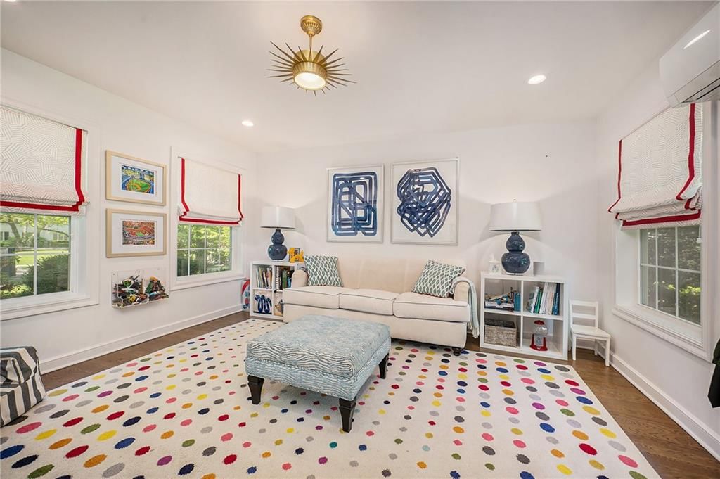 1250 W 63rd Terrace — photo 9