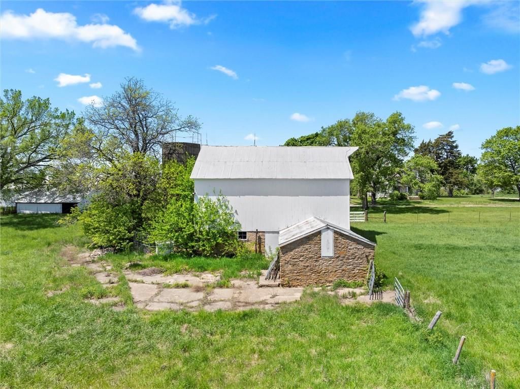 657 N 400 Road — photo 30