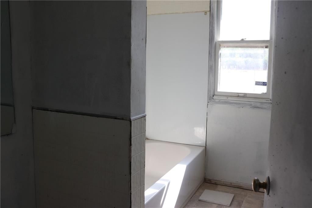 521 18th Street — photo 28