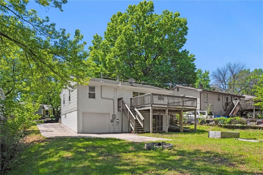 5500 NE 59th Terrace — photo 33