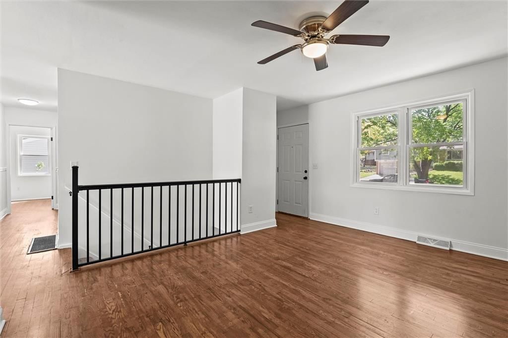 5500 NE 59th Terrace — photo 6