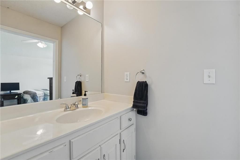 15486 S Acuff Lane — photo 38