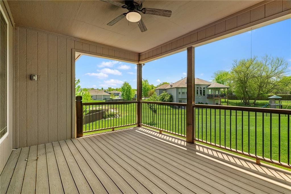 704 Meadowlark Street SE — photo 13