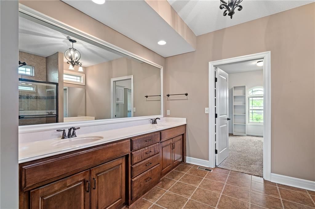 704 Meadowlark Street SE — photo 17