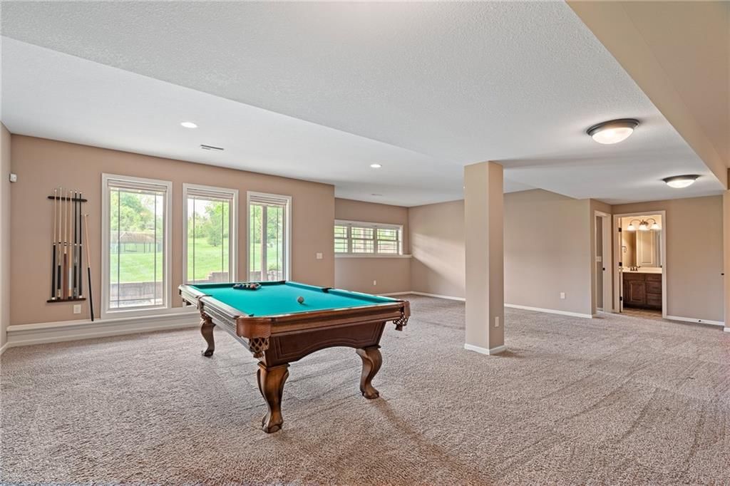 704 Meadowlark Street SE — photo 25