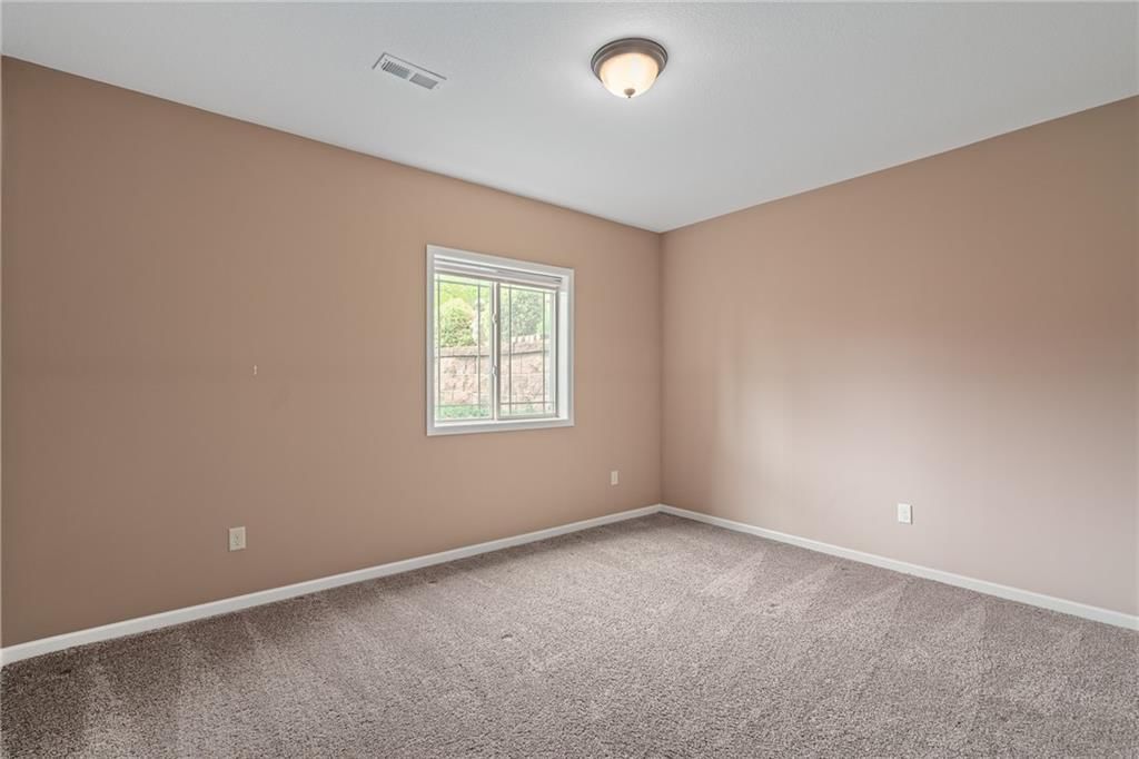 704 Meadowlark Street SE — photo 29