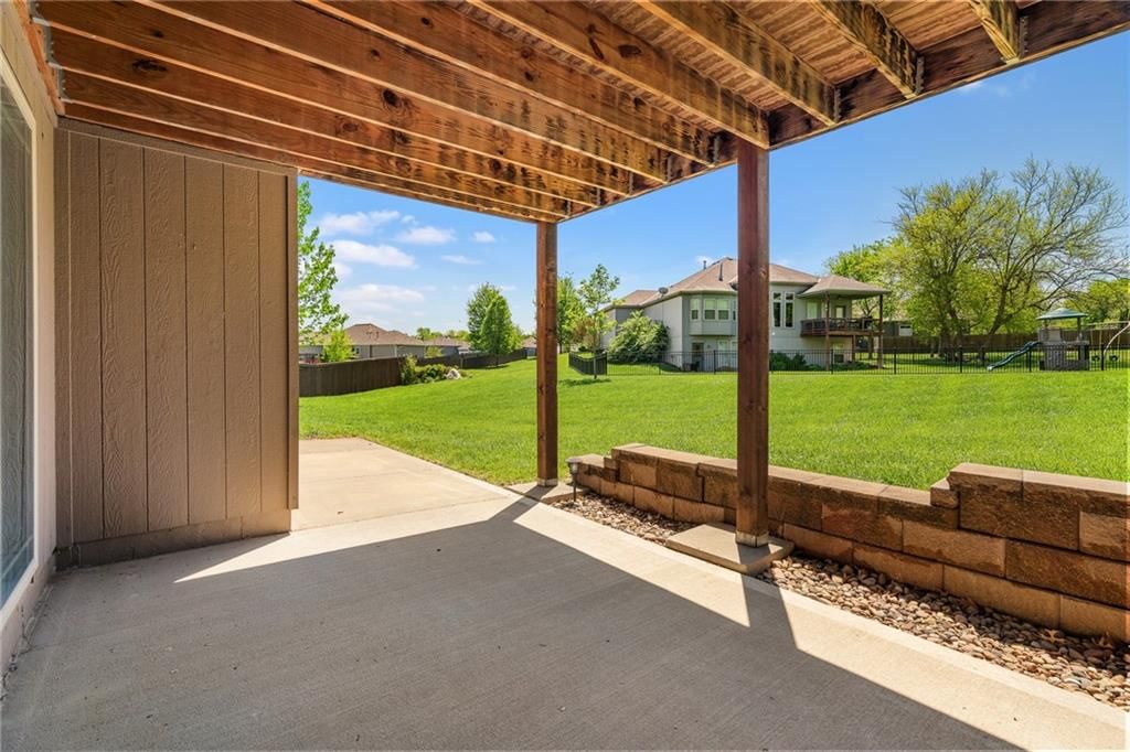704 Meadowlark Street SE — photo 31