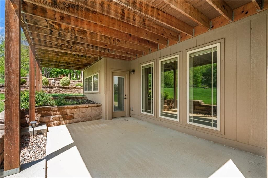 704 Meadowlark Street SE — photo 32