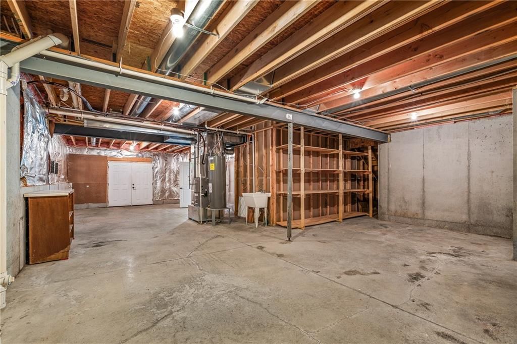704 Meadowlark Street SE — photo 34