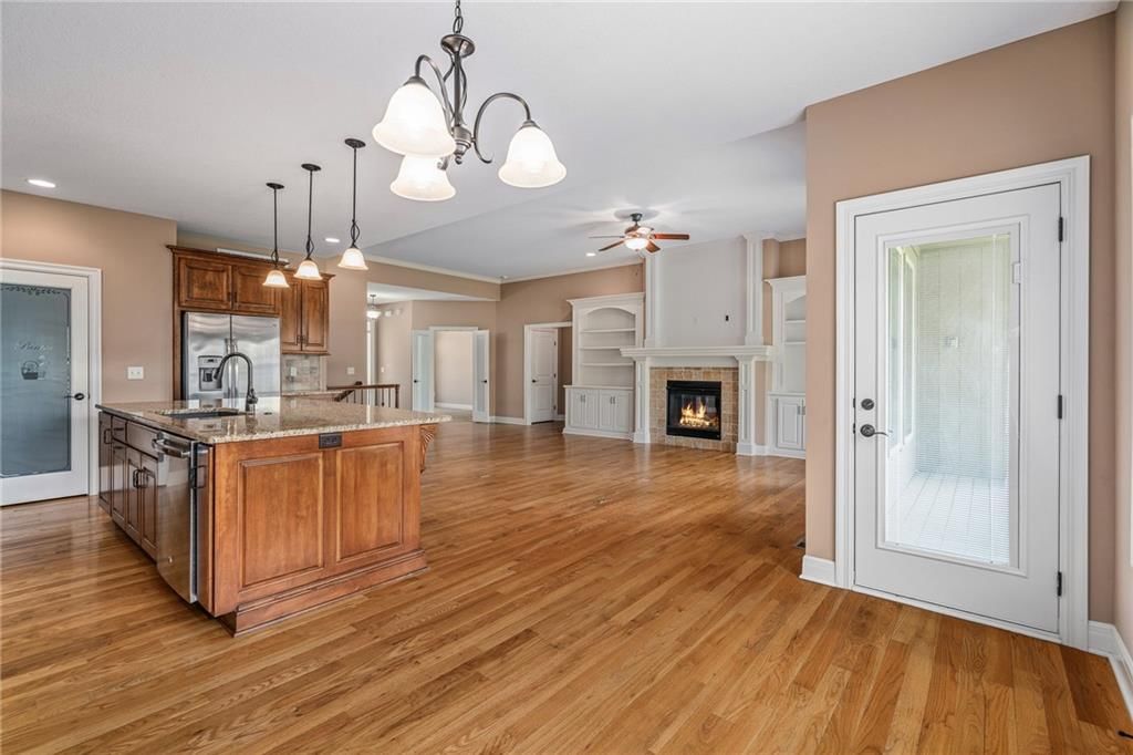 704 Meadowlark Street SE — photo 10