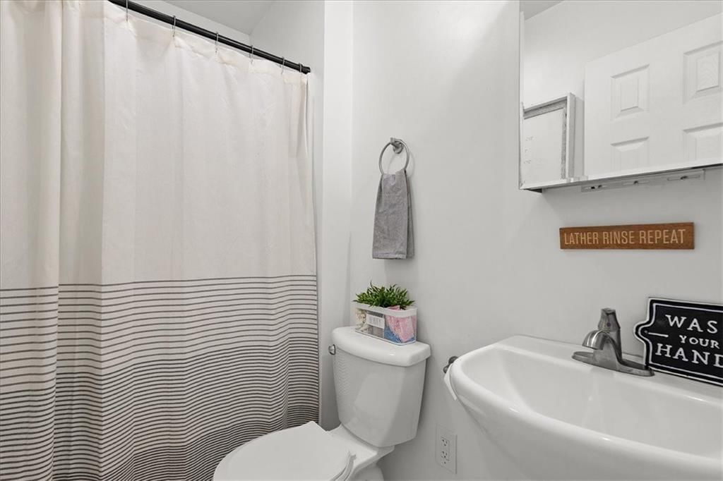 8921 W 80th Street — photo 12