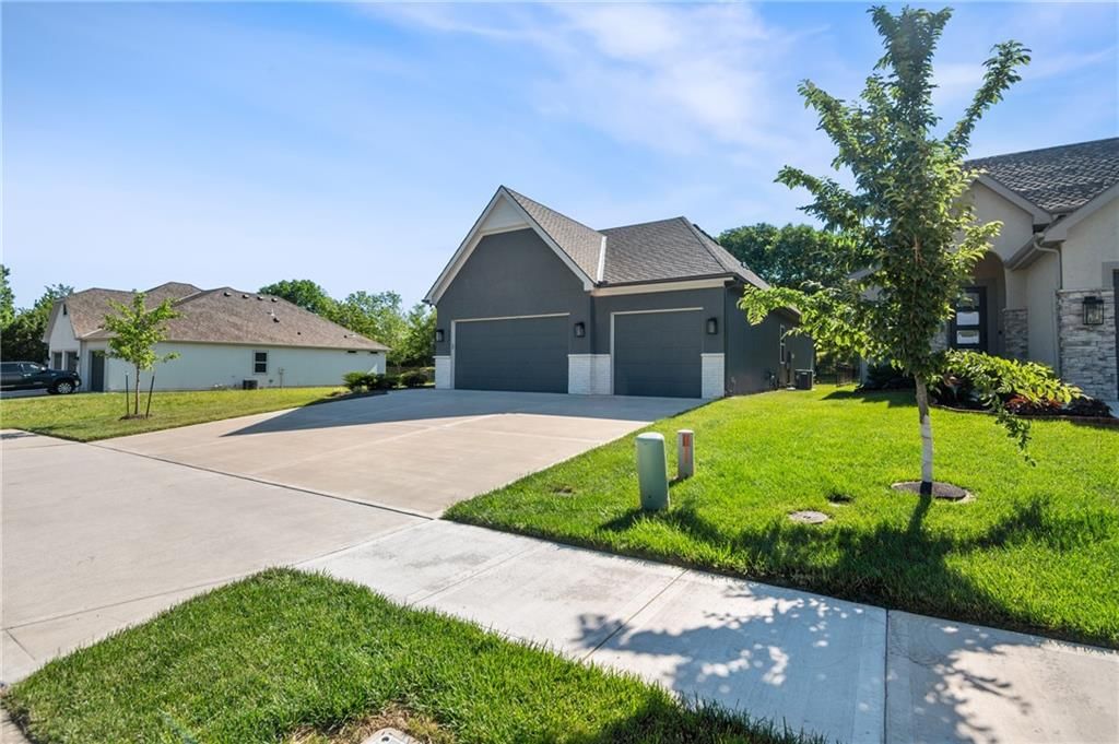 4641 Fairway Homes Drive — photo 42