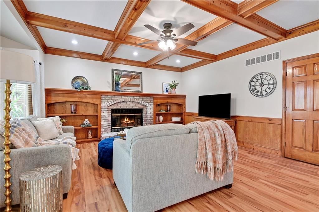 14406 W 84th Terrace — photo 8
