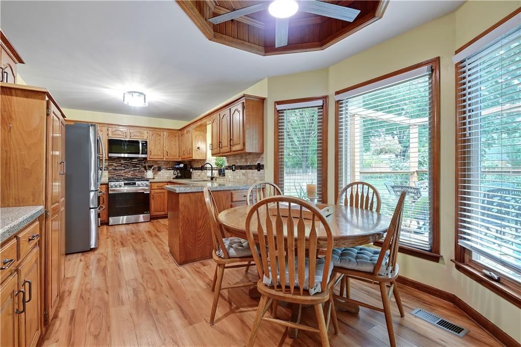 14406 W 84th Terrace — photo 9