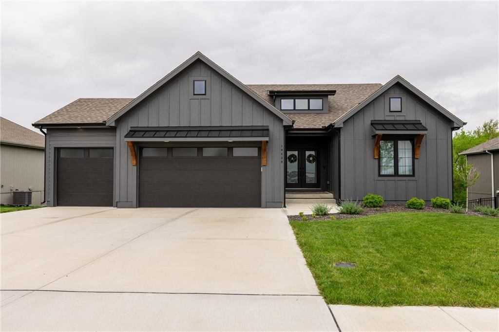 10430 N Mulberry Street, Kansas City, MO