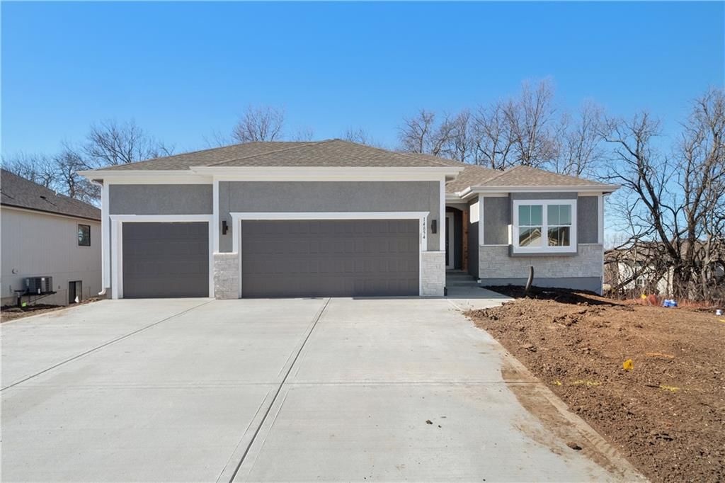 25352 W 148th Street, Olathe, KS