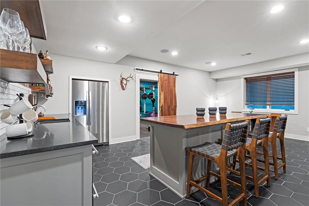 8023 Wenonga Road — photo 45