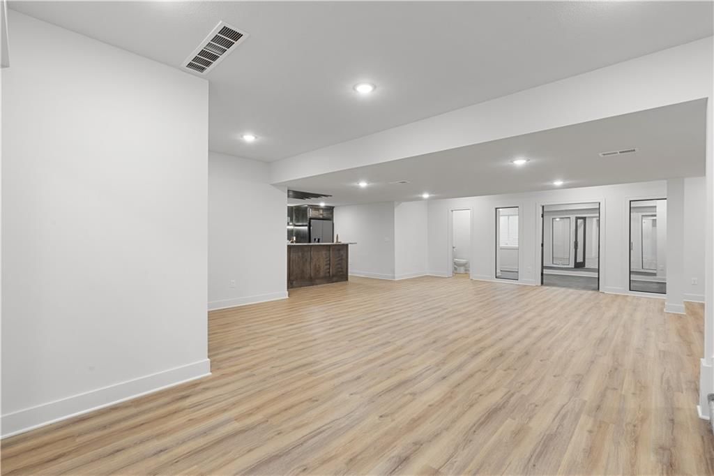 9410 Deer Run Street — photo 29