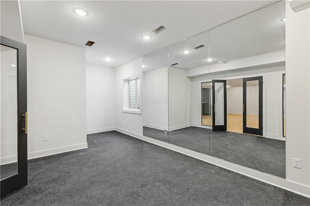 9410 Deer Run Street — photo 33