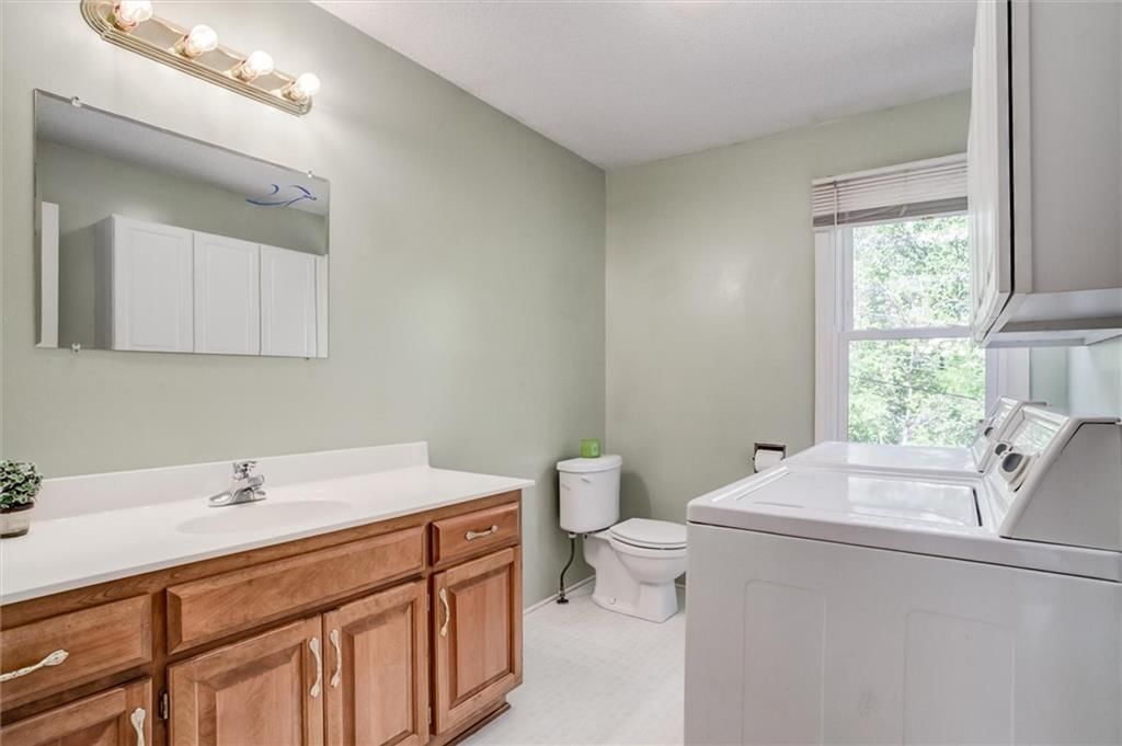 4379 N Drury Avenue — photo 15