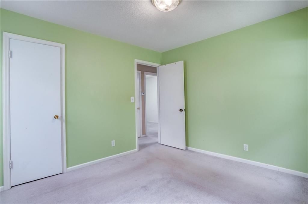 4379 N Drury Avenue — photo 21