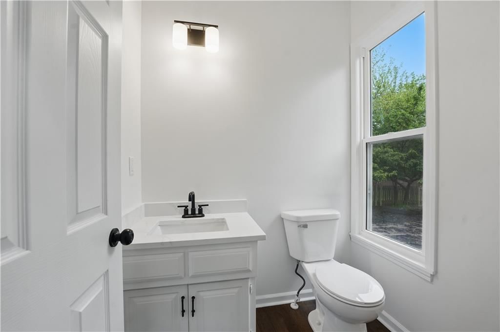 730 N Cottonwood Street — photo 12