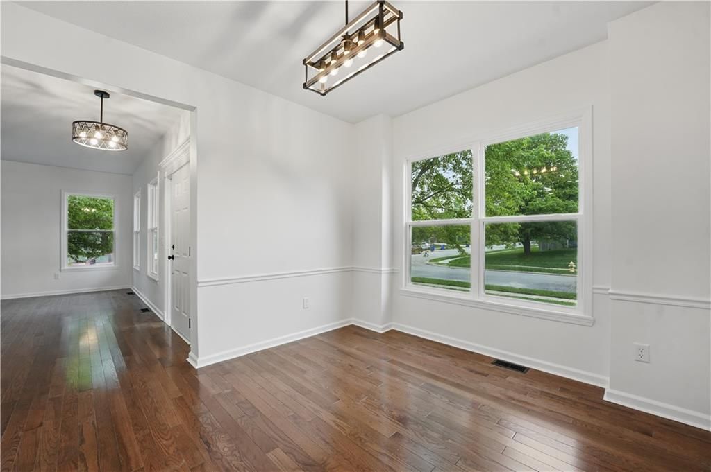 730 N Cottonwood Street — photo 8