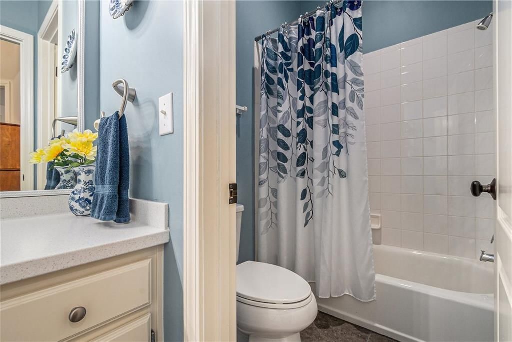 636 Rosewood Court — photo 23
