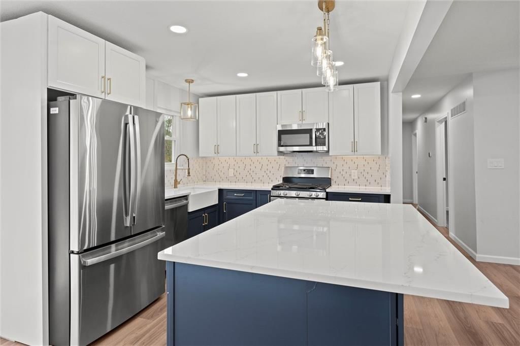 1704 W Normandy Drive — photo 12