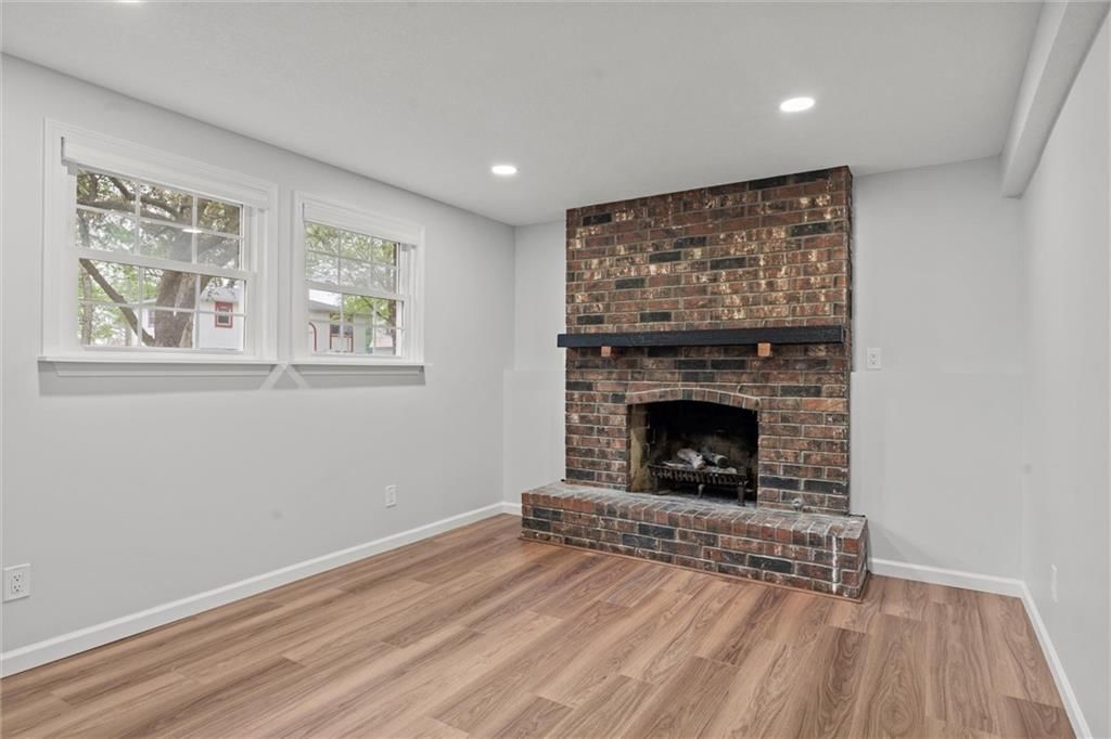 1704 W Normandy Drive — photo 26