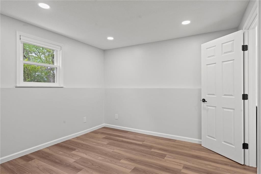 1704 W Normandy Drive — photo 28