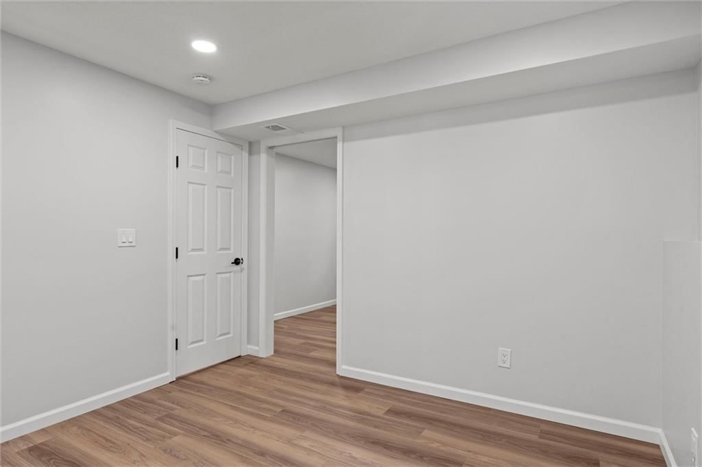 1704 W Normandy Drive — photo 30