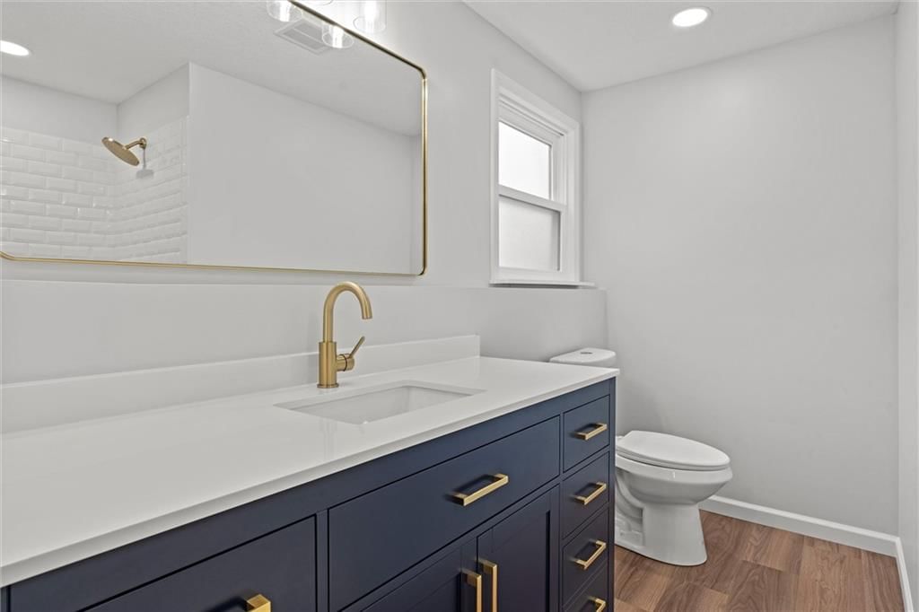 1704 W Normandy Drive — photo 31