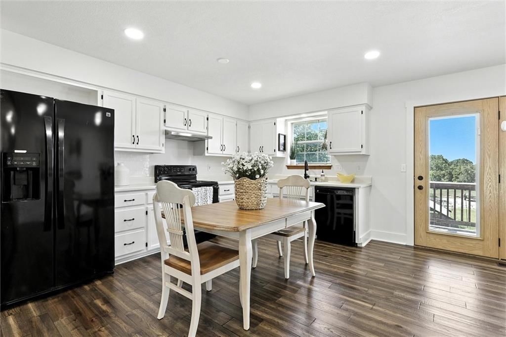 5964 SE Hilltop Road — photo 10