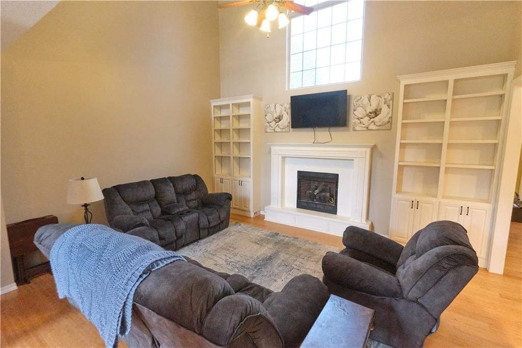 133 Huntington Circle — photo 2