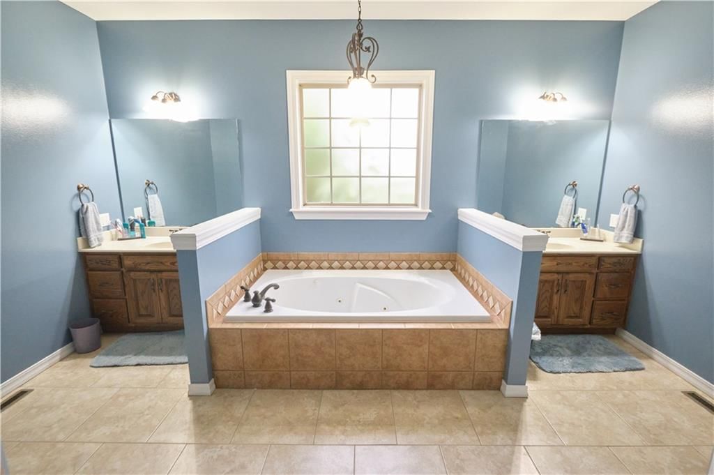 133 Huntington Circle — photo 14