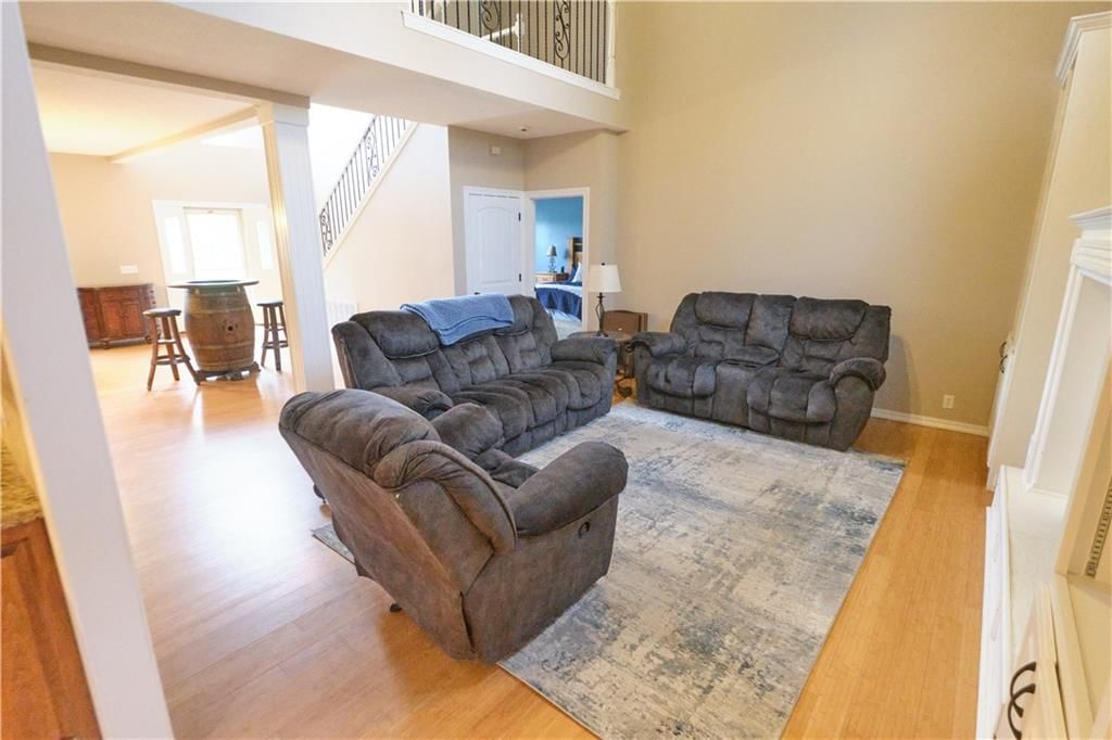 133 Huntington Circle — photo 3