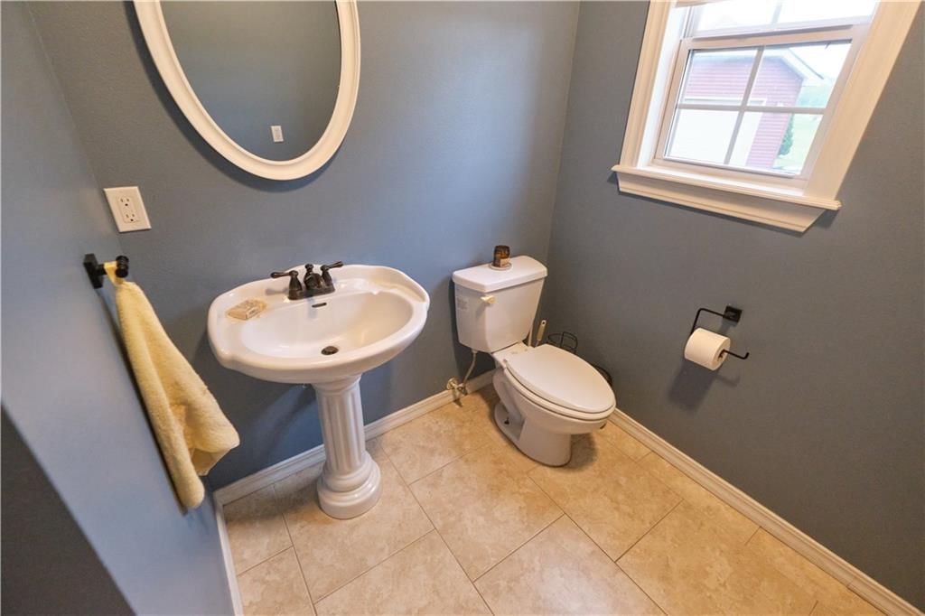 133 Huntington Circle — photo 31