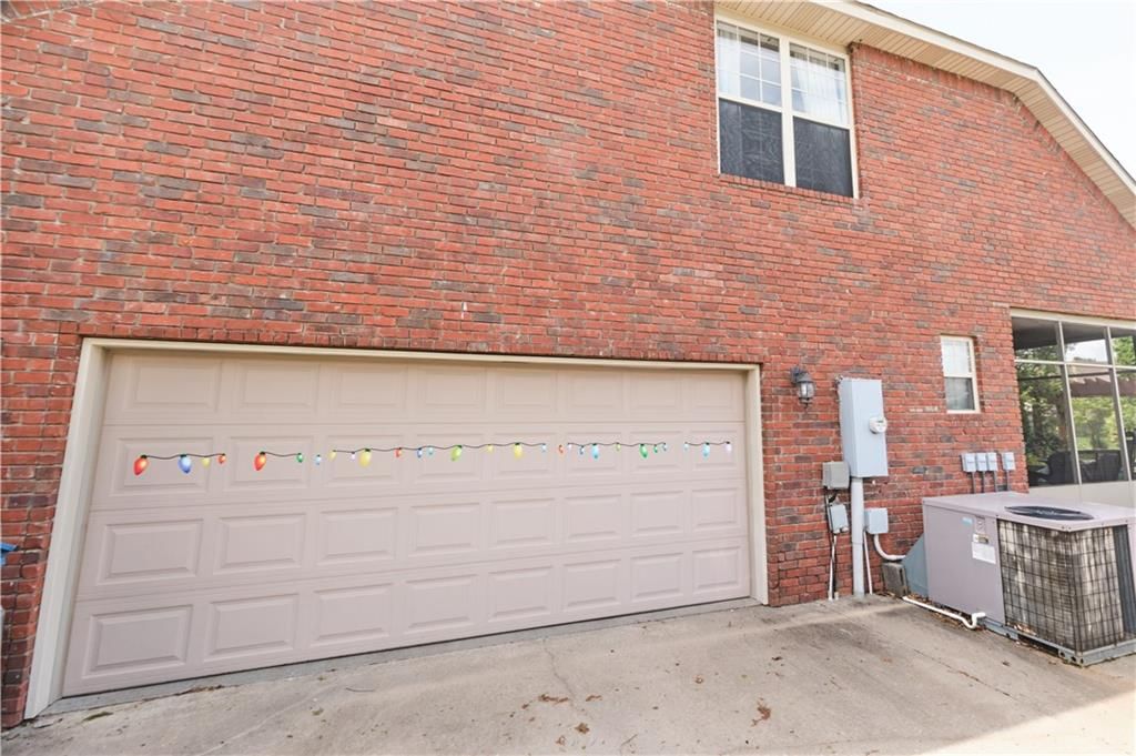 133 Huntington Circle — photo 36