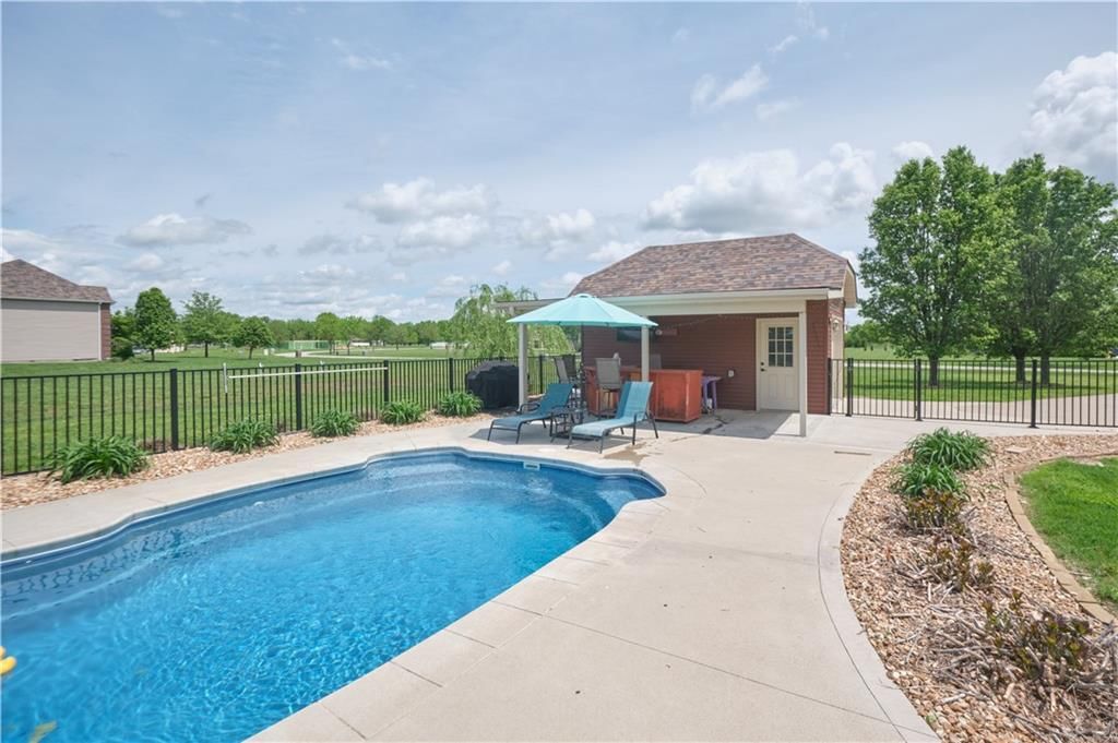 133 Huntington Circle — photo 41