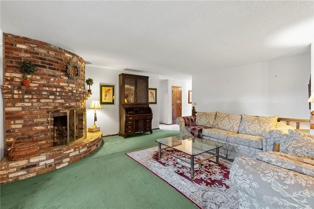 6717 W 69th Street — photo 34