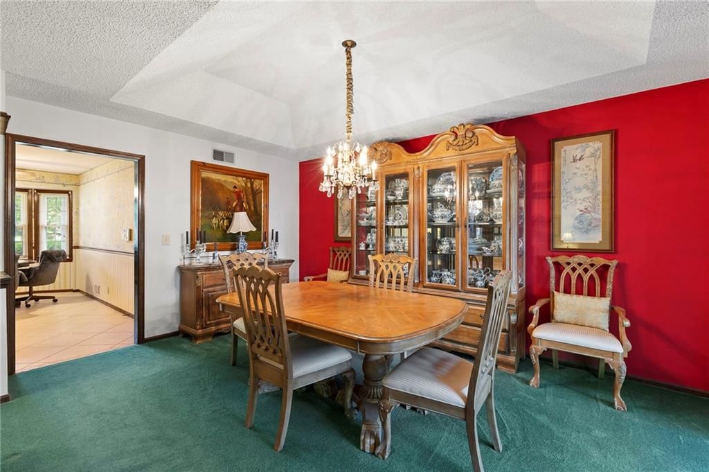 6717 W 69th Street — photo 38