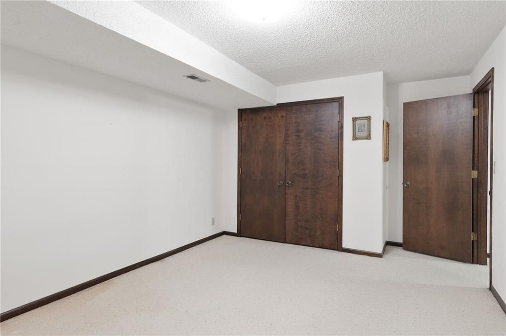 6717 W 69th Street — photo 57