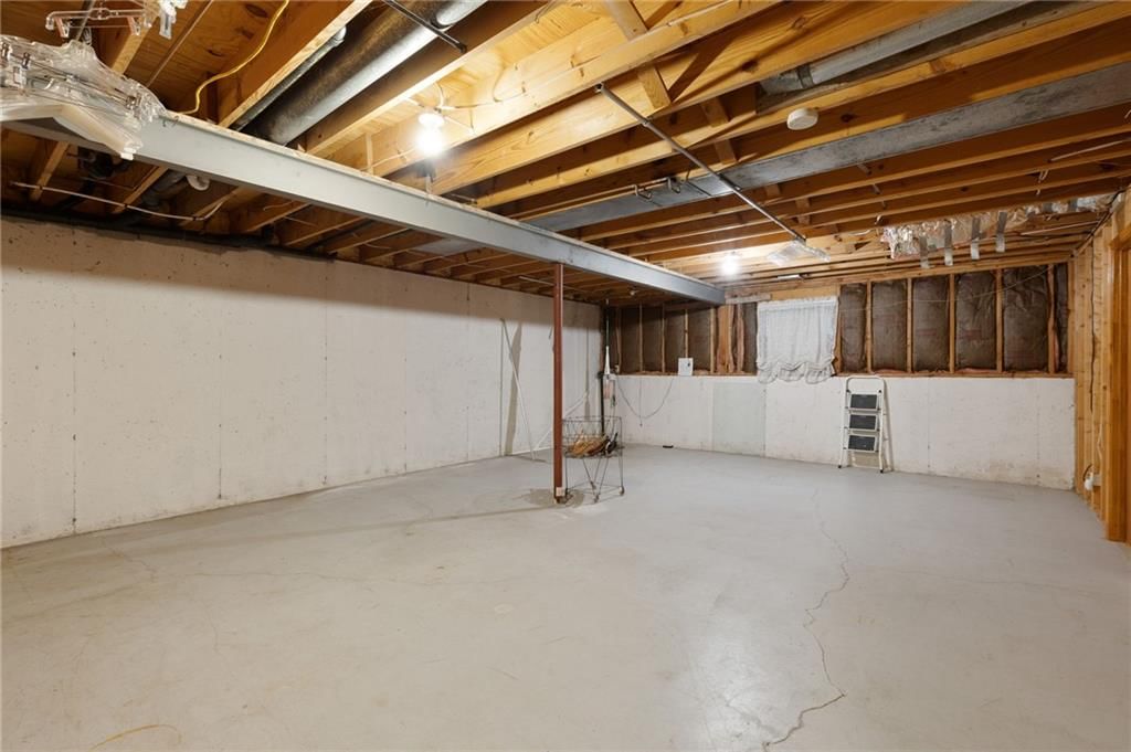 6717 W 69th Street — photo 63