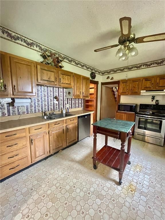 106 S Jeffreys Street — photo 12